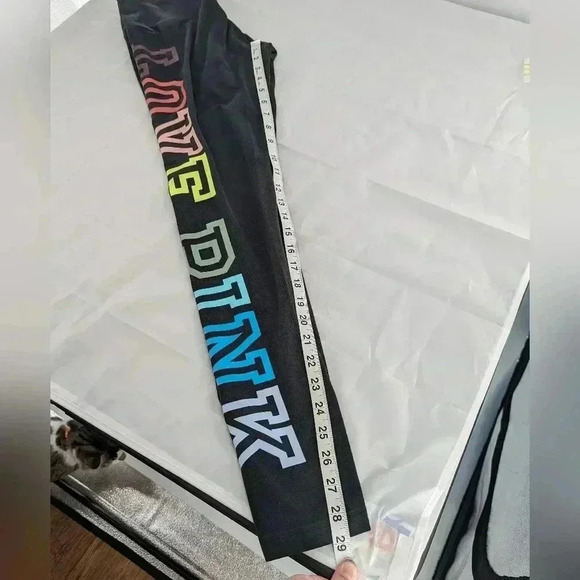 Pink victoris'a secret Yoga women's size small black leggings logo hit on side - Picture 12 of 13